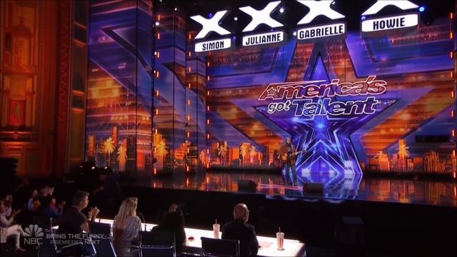 Chris Klafford: Swedish Idol Winner Has The American Crowd In TEARS! | America's Got Talent 2019 смотреть онлайн