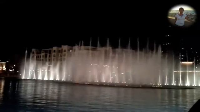 Поющие и танцующие фонтаны Дубаи. смотреть онлайн