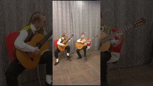 Москаленко Кирилл- Москаленко Полина В.Козлов Детская сюита Баркарола для принцессы,Веселые горошин