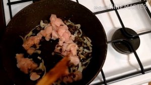 Курица с грибами в сливочном соусе