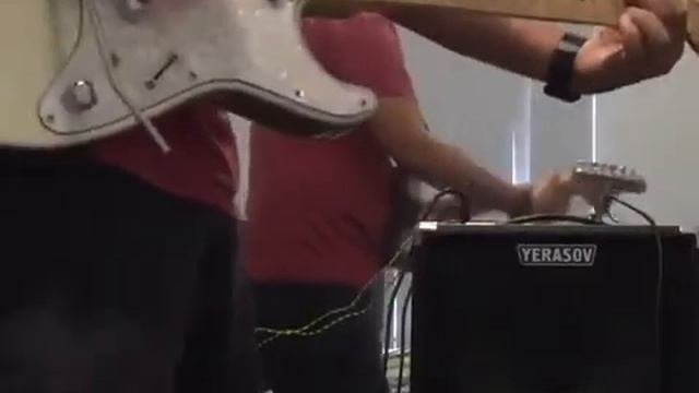 Schecter Strat And Yerasov Gavrosh 12 Combo Sound Check