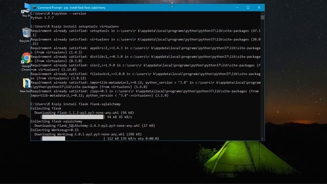 Let's code with Flask python in VS Code смотреть онлайн