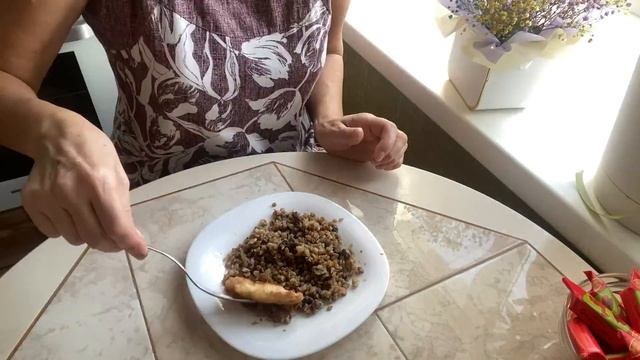 Влог. Мое питание. Нашатырный отмывает все. Кошачьи радости. смотреть онлайн