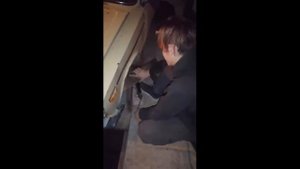 ставим на ход ваз 2106 после долго простоя (меняем тормоза лобовое и вытаскиваем из ямы)