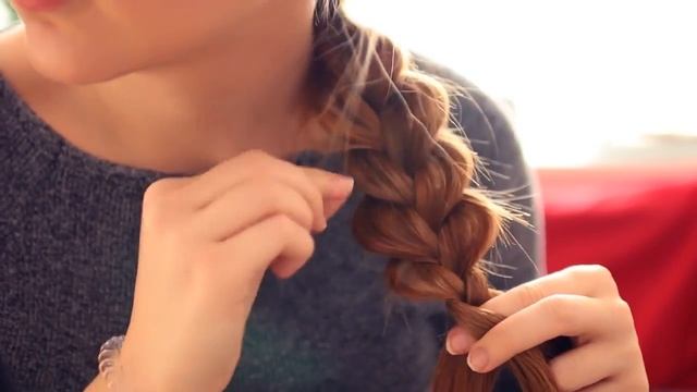 БЫСТРАЯ И ЛЕГКАЯ ЭЛЕГАНТНАЯ ПРИЧЕСКА!