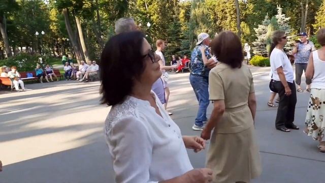 Я ДЛЯ ТЕБЯ ОДНОЙ ЖИВУ ЛЮБОВЬ МОЯ! ТАНЦЫ ХАРЬКОВ СЧАСТЛИВЫЕ МОМЕНТЫ смотреть онлайн