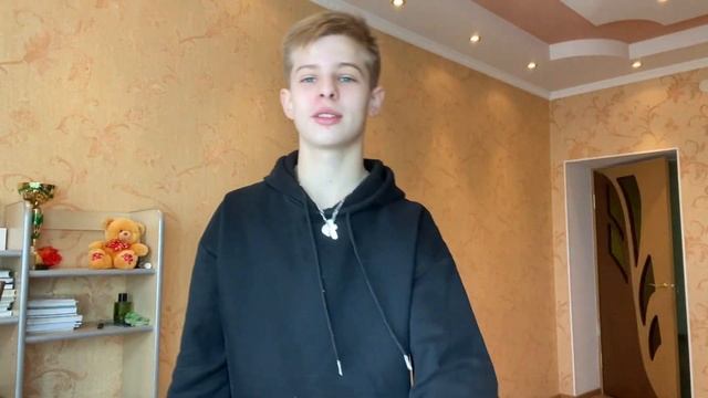 ТОВАРНЫЙ БИЗНЕС В 15 Лет. Заработал первые деньга… #товарка #бизнесснуля #авито