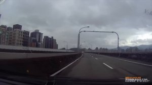 Как падал самолет TransAsia - видео высокого качества !