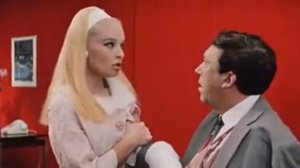 Послушайте, как бьётся сердце. Стучит? Стучит?...