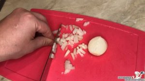 Салат с зеленым горошком и маринованными огурцами Быстрый рецепт Готовим дома