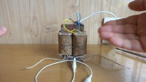ГДЕ ФАЗА В ТРАНСФОРМАТОРЕ ?   ?   На входе есть и ноль и фаза, а на выходе ...