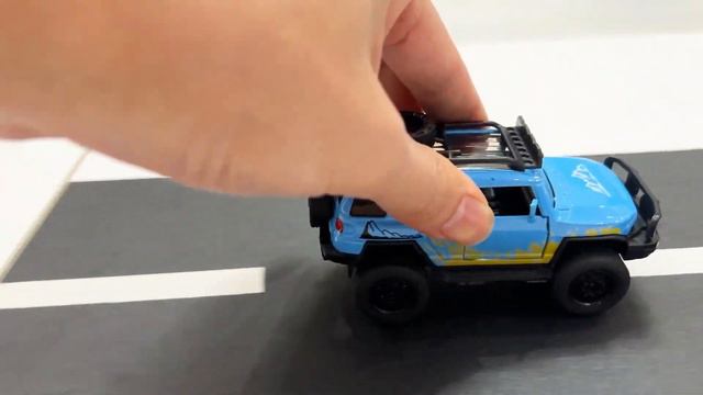 Box full of Model Car Jaguar, Nissan, Audi, Maserati, Peugeot, Pickup Truck , Supper Cars смотреть онлайн