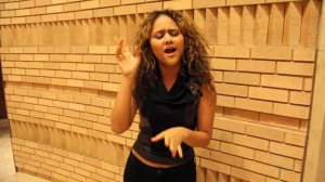 Kat DeLuna Sings Party O'Clock Acapella