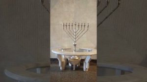 Достопримечательности Днепра:  Культурно-деловой центр Менора