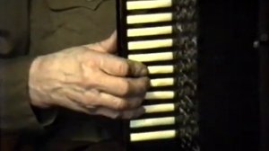 Брынских (1915 г.р., г. Михайловск) - мамонька долгая (гармонь казанка)