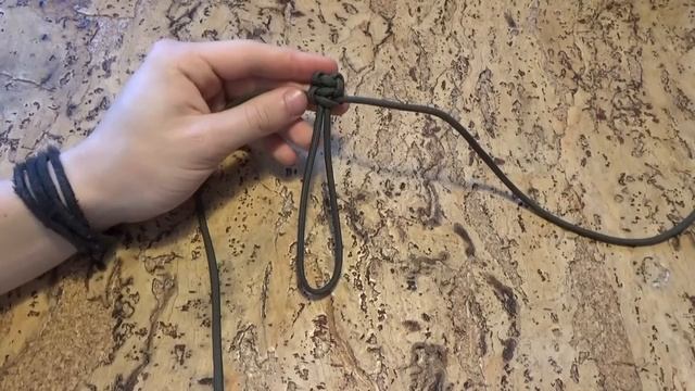 Paracord: Brelok Cobra смотреть онлайн