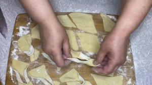 Хрустящий хворост. Мягкие баурсаки. К чаю за 10 минут. Рецепт хвороста