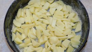 Заливной пирог с картошкой и фаршем