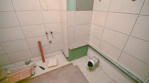 Совмещение ванной и туалета - II-49, ?150x210 - с установкой ? душевого уголка
