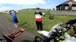 Покатушки на питбайках. Решили поехать на поле, но не доехали, ЧУТЬ НЕ ЗДОХ!?