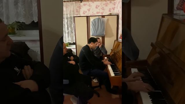 Город мой на вершине Горы стоит) Прекрасное исполнение смотреть онлайн