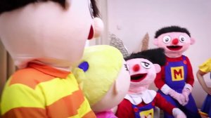 ¡Miguelita Tiene un Chicle en el Cabello! - Bely y Beto