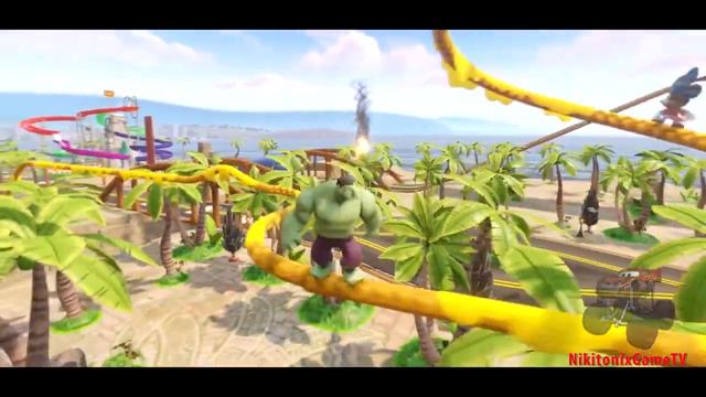 Халк и Микки Маус играют с Машинкой Молнией Водные горки Дисней видео для Детей смотреть онлайн