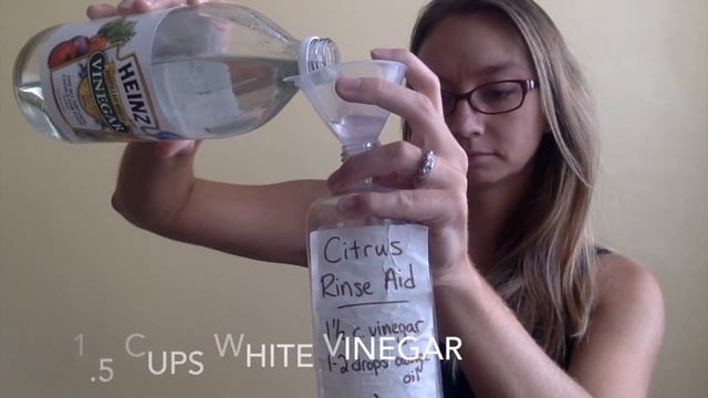 Homemade Dishwasher Rinse Aid (takes one minute!) смотреть онлайн