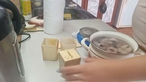 рыбные консервы - сардины не покупаю - готовлю сама.