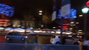 France, Paris Champs-Élysées, 20.12.2012.mp4
