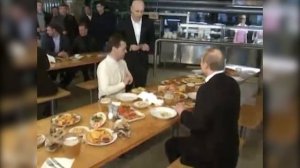 8 Minutes of Putin Eating Food