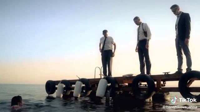 # божественный сериал. смотреть онлайн