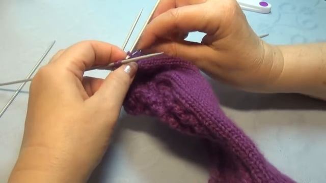 Вязание спицами . Домашние тапки Носки с пяткой бумеранг смотреть онлайн