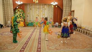 Танец с листьями "Чародей листопад"