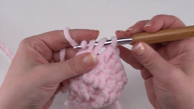 How to Crochet: Pig Squish (Right Hand) смотреть онлайн