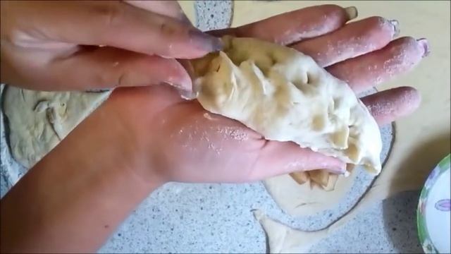 как красиво залепить пирожки how nice to close up the pies