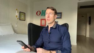 Как влияет месяц полового воздержания на организм 18-летней девушки и взрослого мужчины?