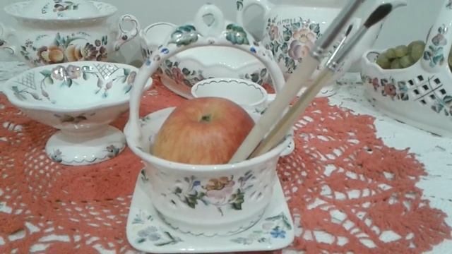 Посуда.Керамика.НАБОР СЕМИКАРАКОРСКОЙ КЕРАМИКИ