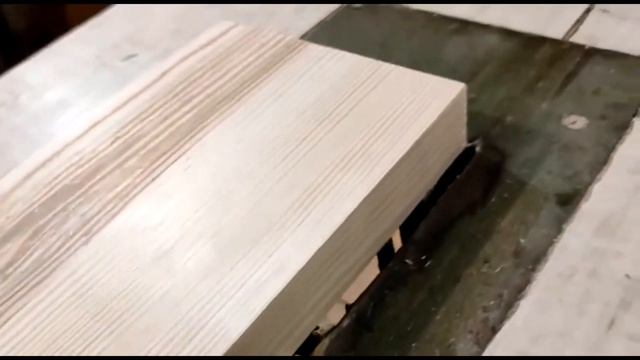 Рамки с разделителем на одной циркулярке! Frame with divider on the circular! смотреть онлайн