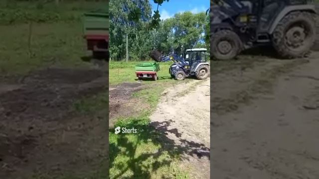 Погрузка земли трактором Скаут 504