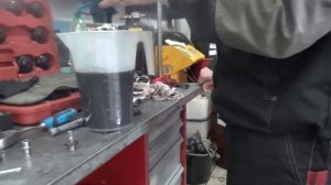 ТОЙОТА МАРК 2 QUALIS  V 2.2 Замена масла в АКПП ч.1