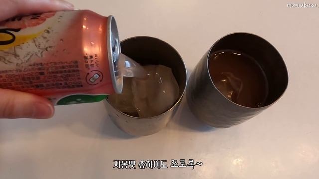 SUB)평범한 일본 도쿄 일상 • 백화점 식료품, 마트 장보기 • 다이어트 요리 몇가지 만들기 • 일본 오락실 • 인형뽑기,과자뽑기, 게임하고 서점, 드럭스토어 간 브이로그~❤️ смотреть онлайн