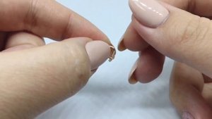 Серьга для пирсинга носа треугольник