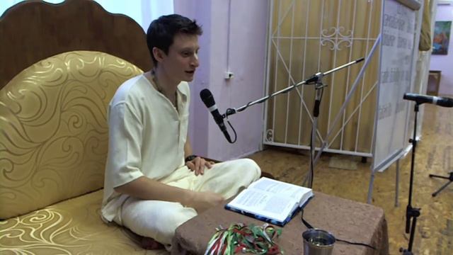 2015 03 06, Пт    СПб, КЦ Гаура  ШБ 01 09 44  Е М  Гададхара Прана Пр