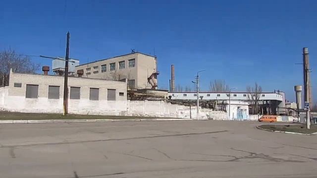 Архив*. Стекольный завод "Пролетарий" в Лисичанске 04.04.2018 смотреть онлайн