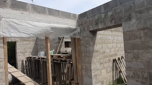 Армопояс цокольного этажа. Надежная и простая опалубка. Возможность сделать самостоятельно. смотреть онлайн