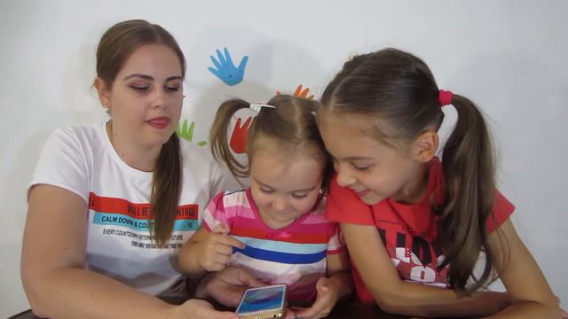 Челлендж съешь ЕДУ чем попало! Крути рулетку Чем я буду есть? смотреть онлайн