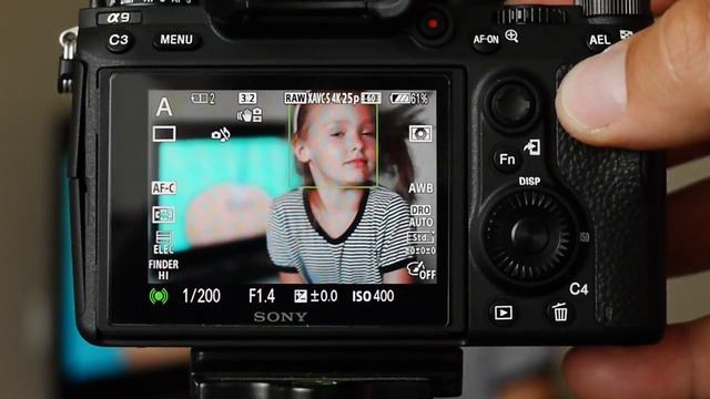 Sony A9. Распознавание лиц и фокусировка по глазам смотреть онлайн
