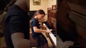 Варвара Гервидз 9 лет Кулау Сонатина Соч. 88 #3 (2и3 части)