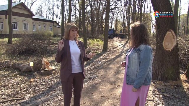 Площадь купцов Соловьёвых.К середине сентября неухоженная территория заиграет современными красками